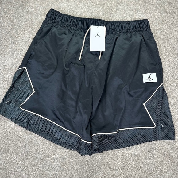 Jordan Pants - Jordan Women Large Flight Mesh Diamond Shorts Black DO5041-010 Streetwear Sporty